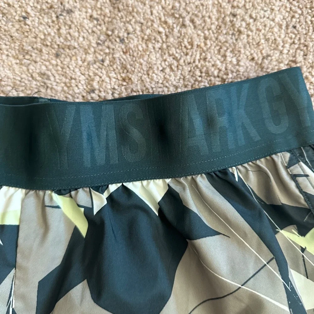 Gymshark Running Shorts Geometric Print Athletic Gym Activewear Medium - Picture 2 of 8